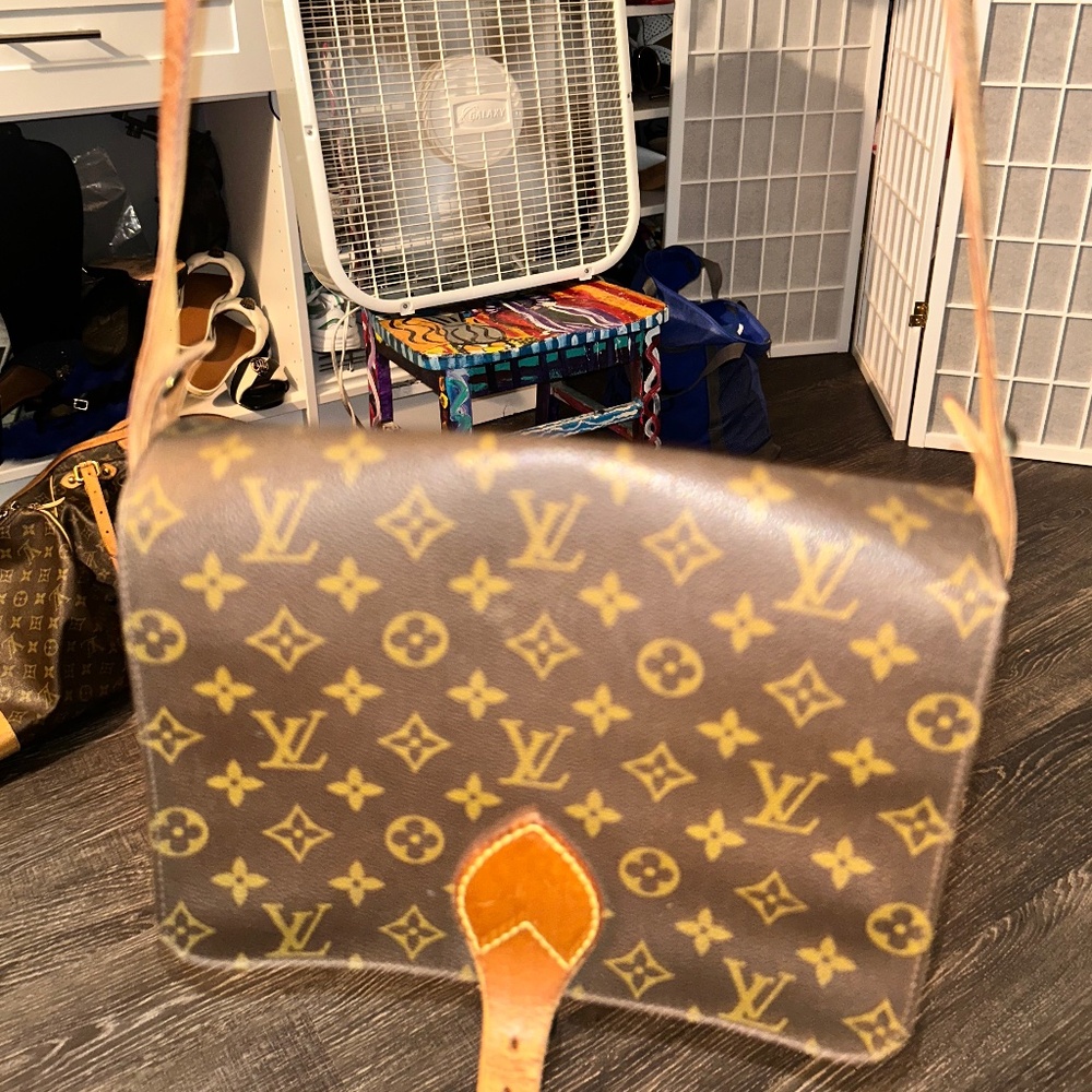 Louis Vuitton Cartouchière vintage
